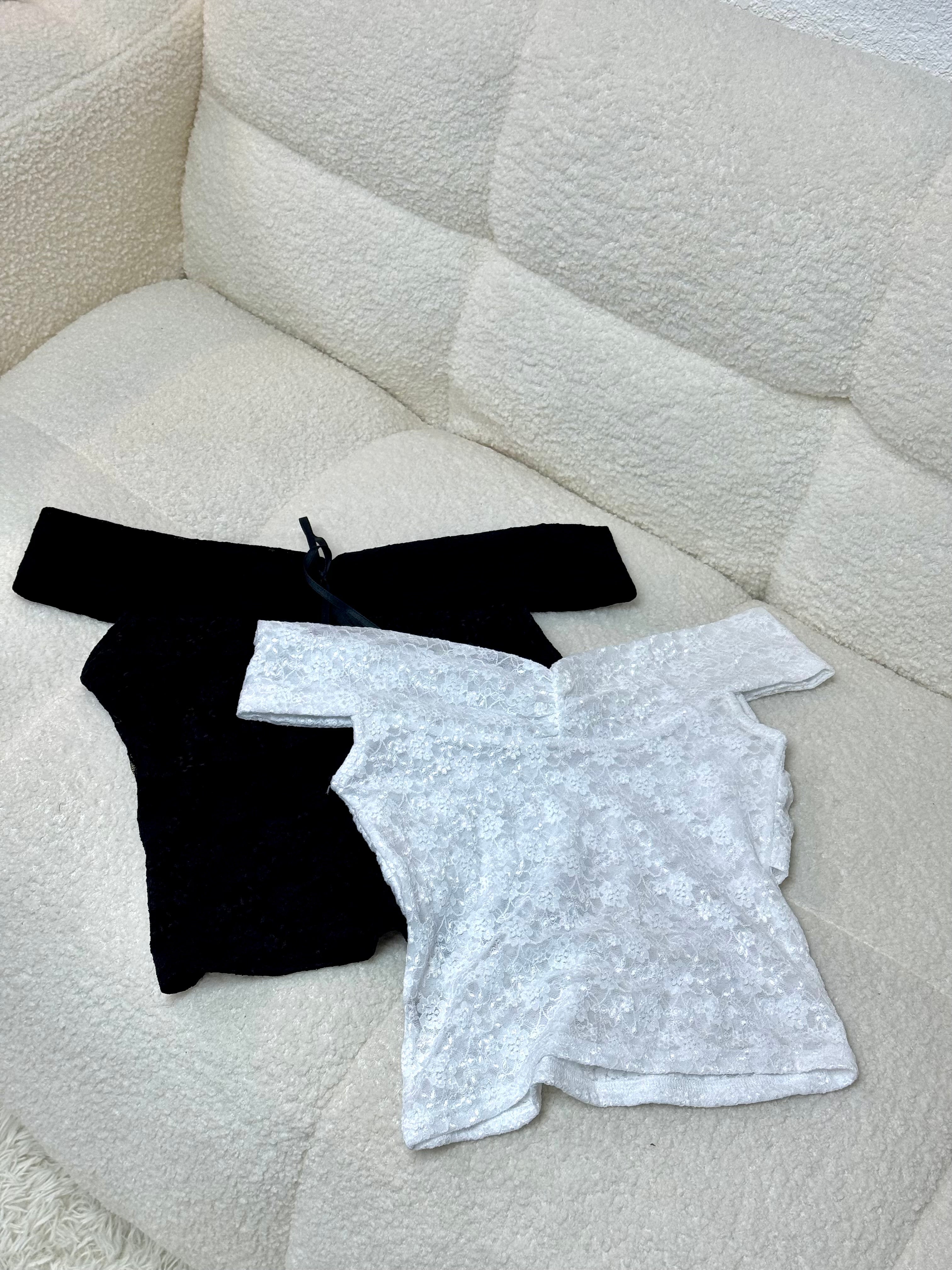 【韓系女生必備! Lace質感Max】Lil Ribbon Lace Off Shoulder Top