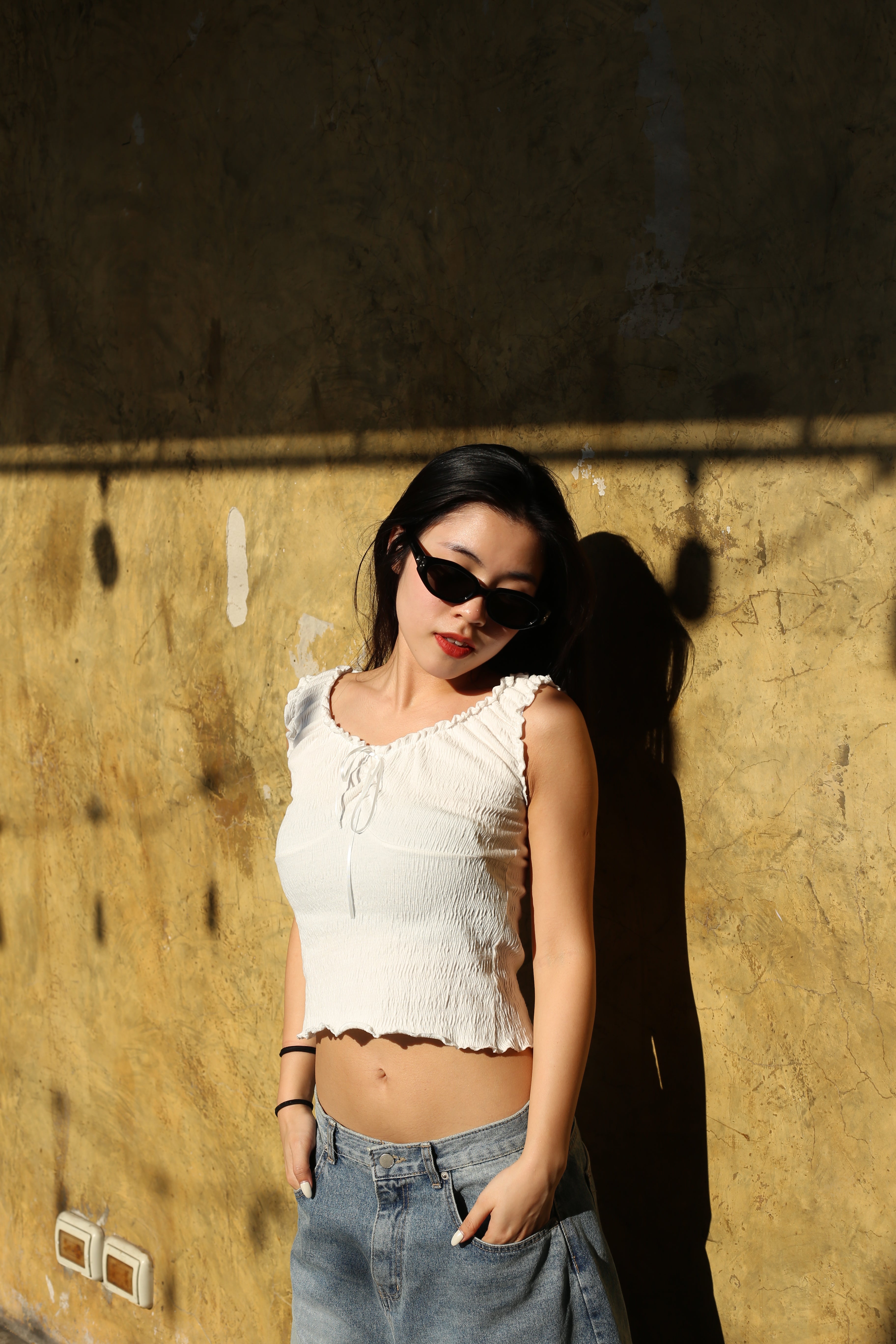 【皺皺質地超有質感！】Ruffle Ribbon Shoulder Top