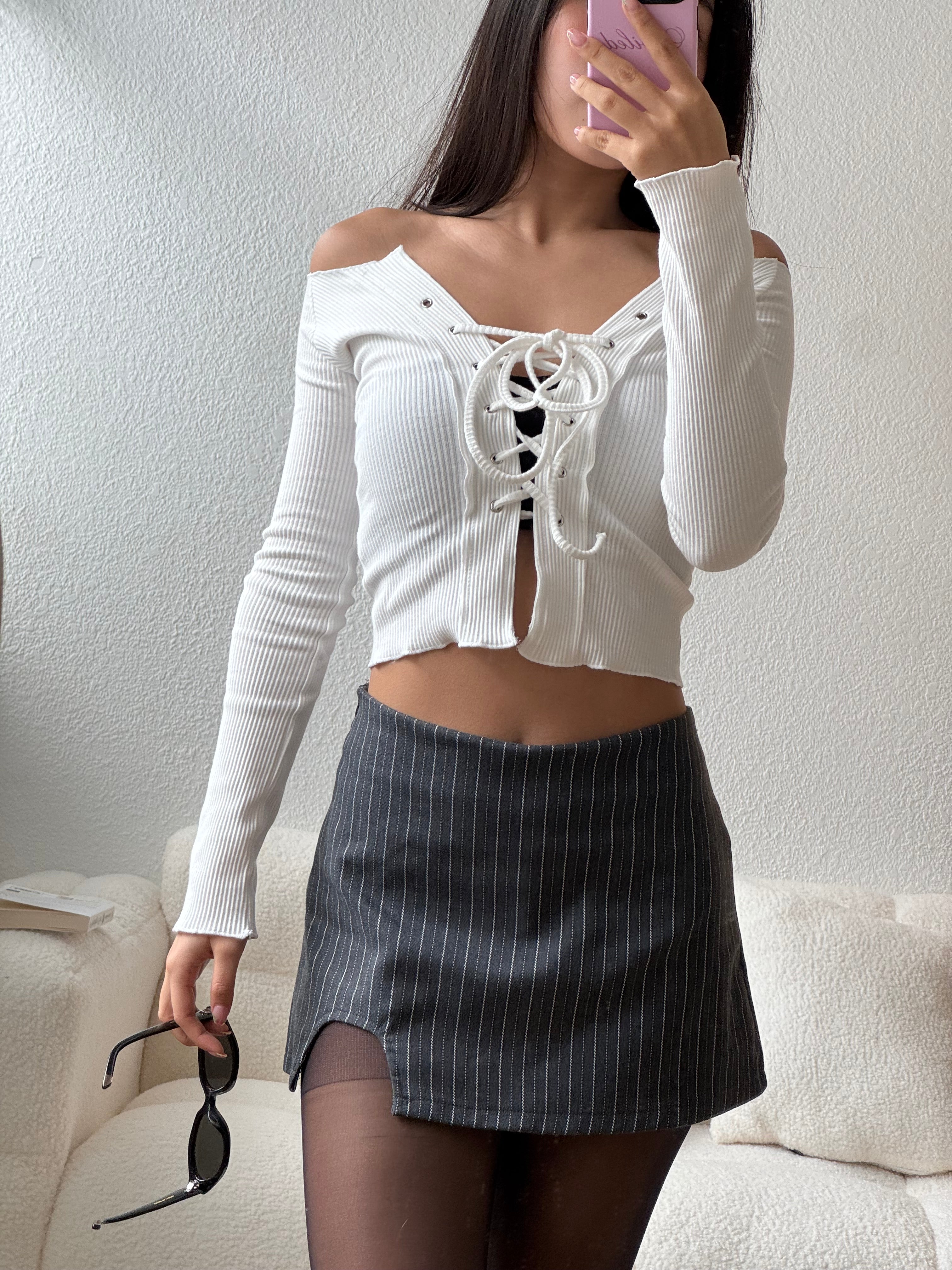 【約隱約現！超性感】Solid Tie Front Long Sleeve Off Shoulder Top