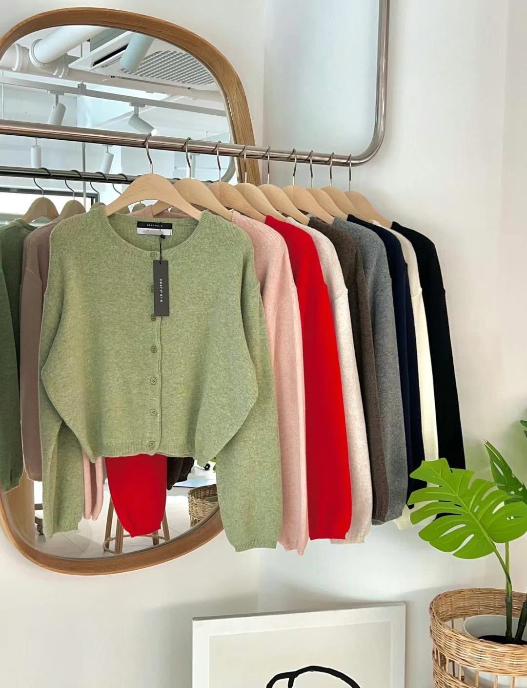 【圓領針織小外套🐰】Cashmere Basic Solid Round Neck Cardigan