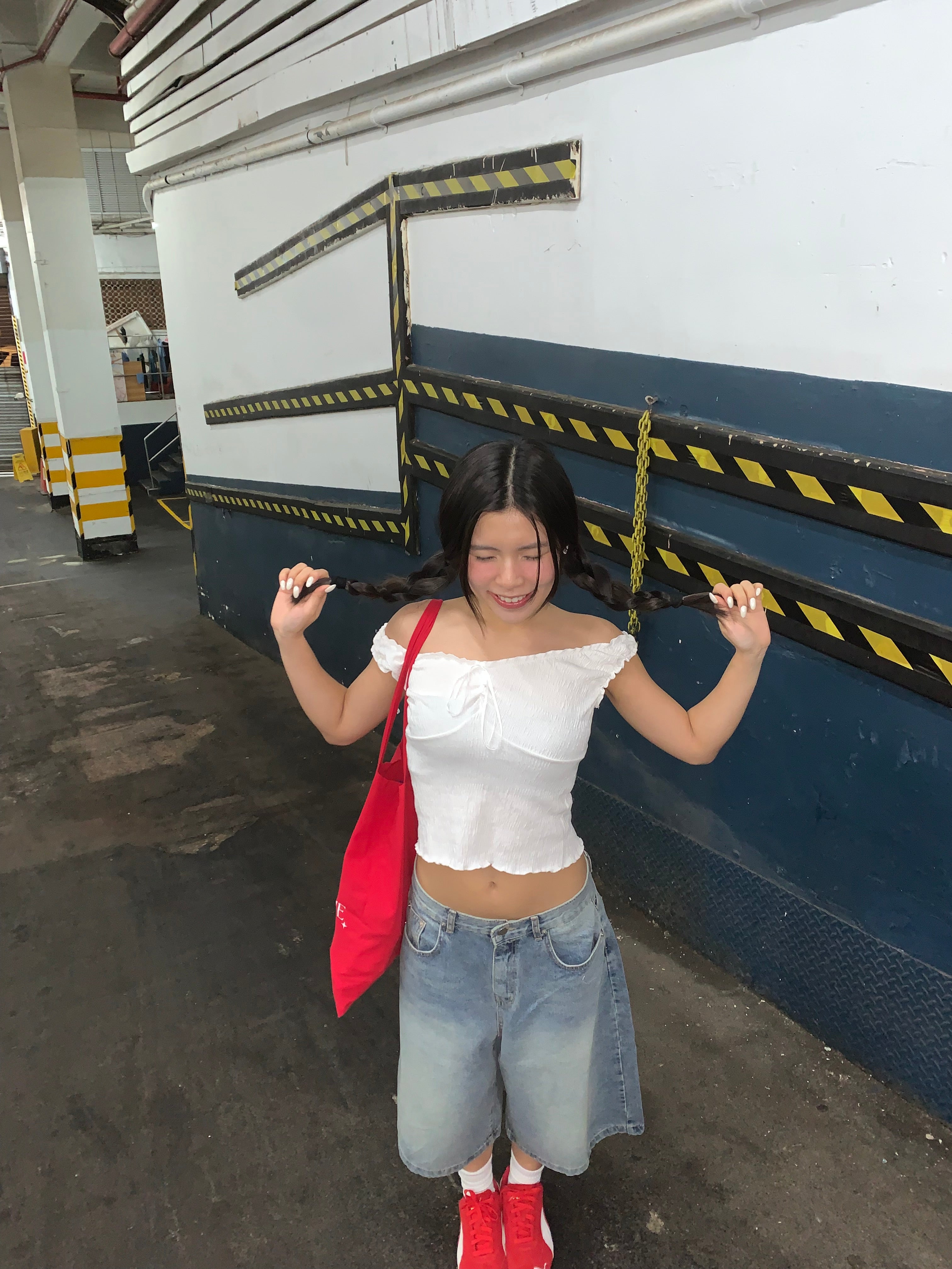 【皺皺質地超有質感！】Ruffle Ribbon Shoulder Top