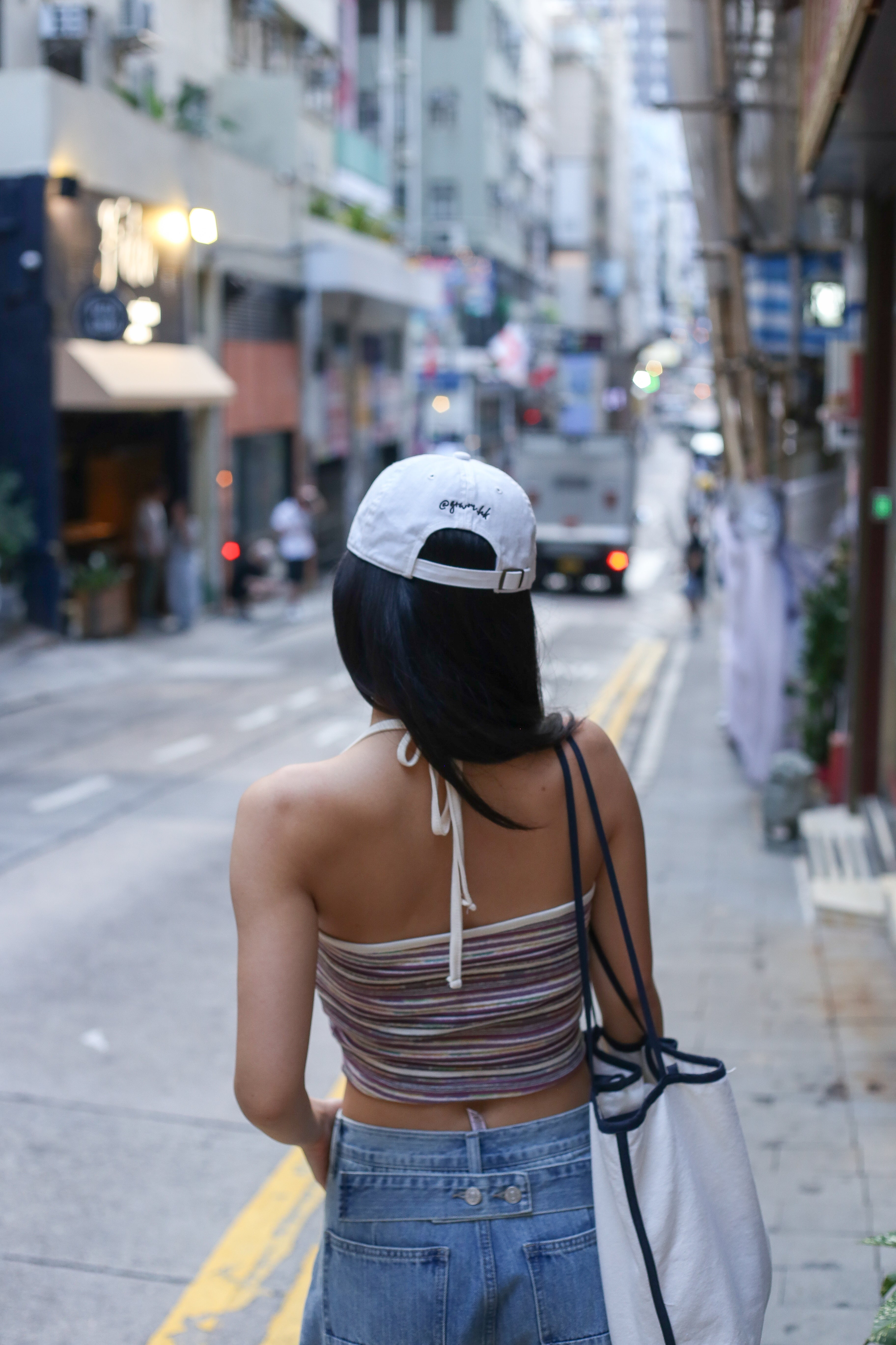 【絕美配色！】Mixed-Colour Striped Halter Top