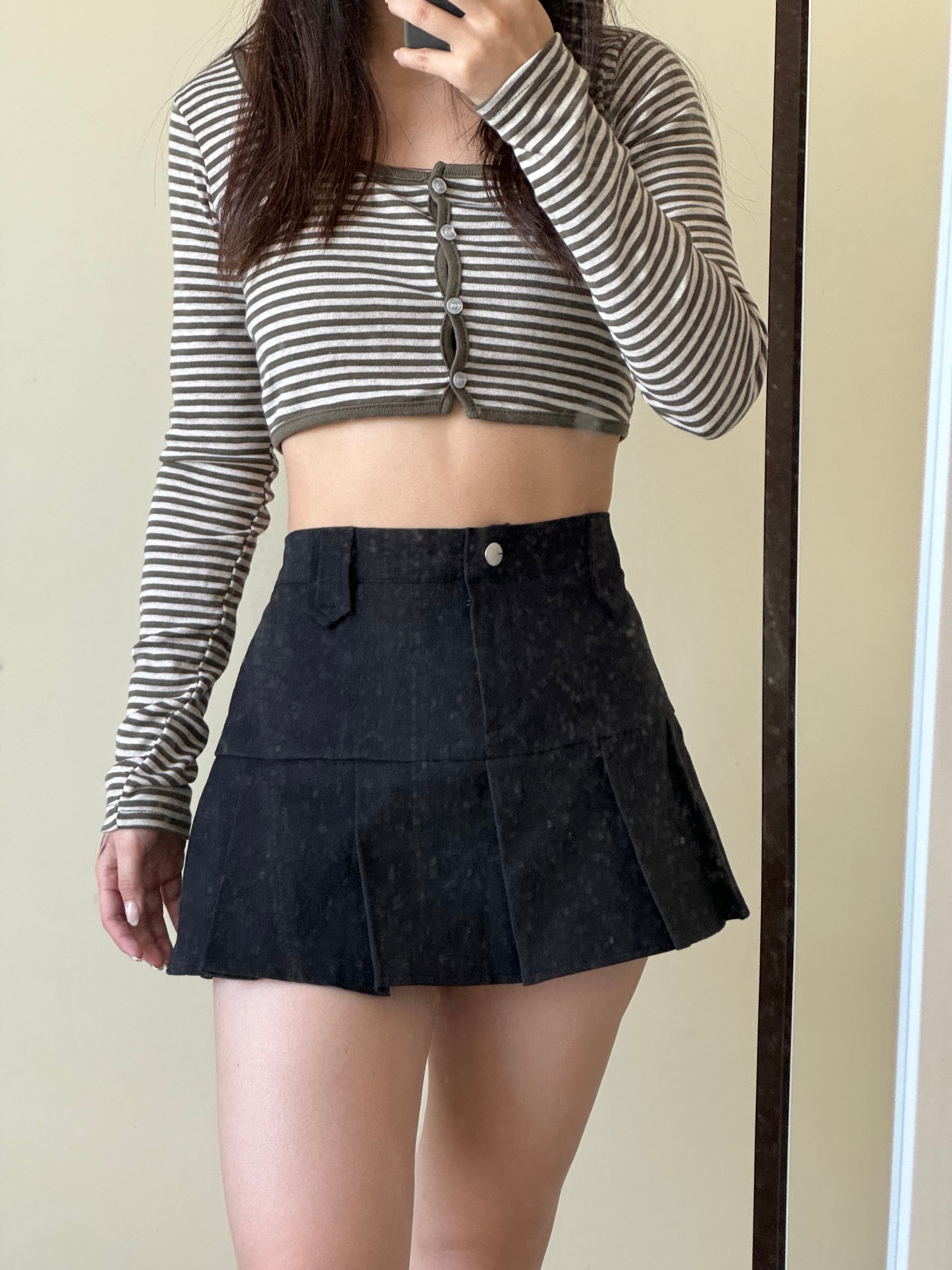 High Waist Solid Pleated Skirt