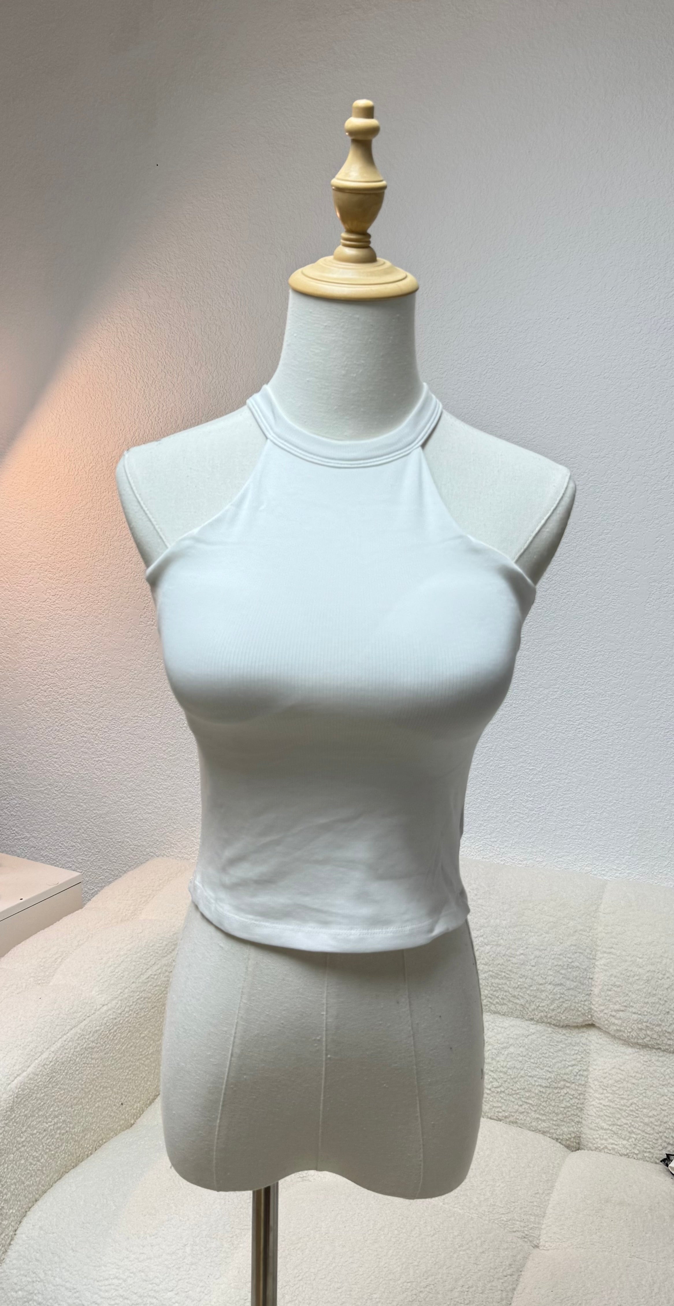 #T247 【✔️PAD｜入膊設計】 Basic Solid Crew Neck Padded Tank Top