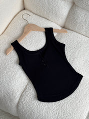 【衣櫃必備系列】Basic Solid Button Front Cami Top