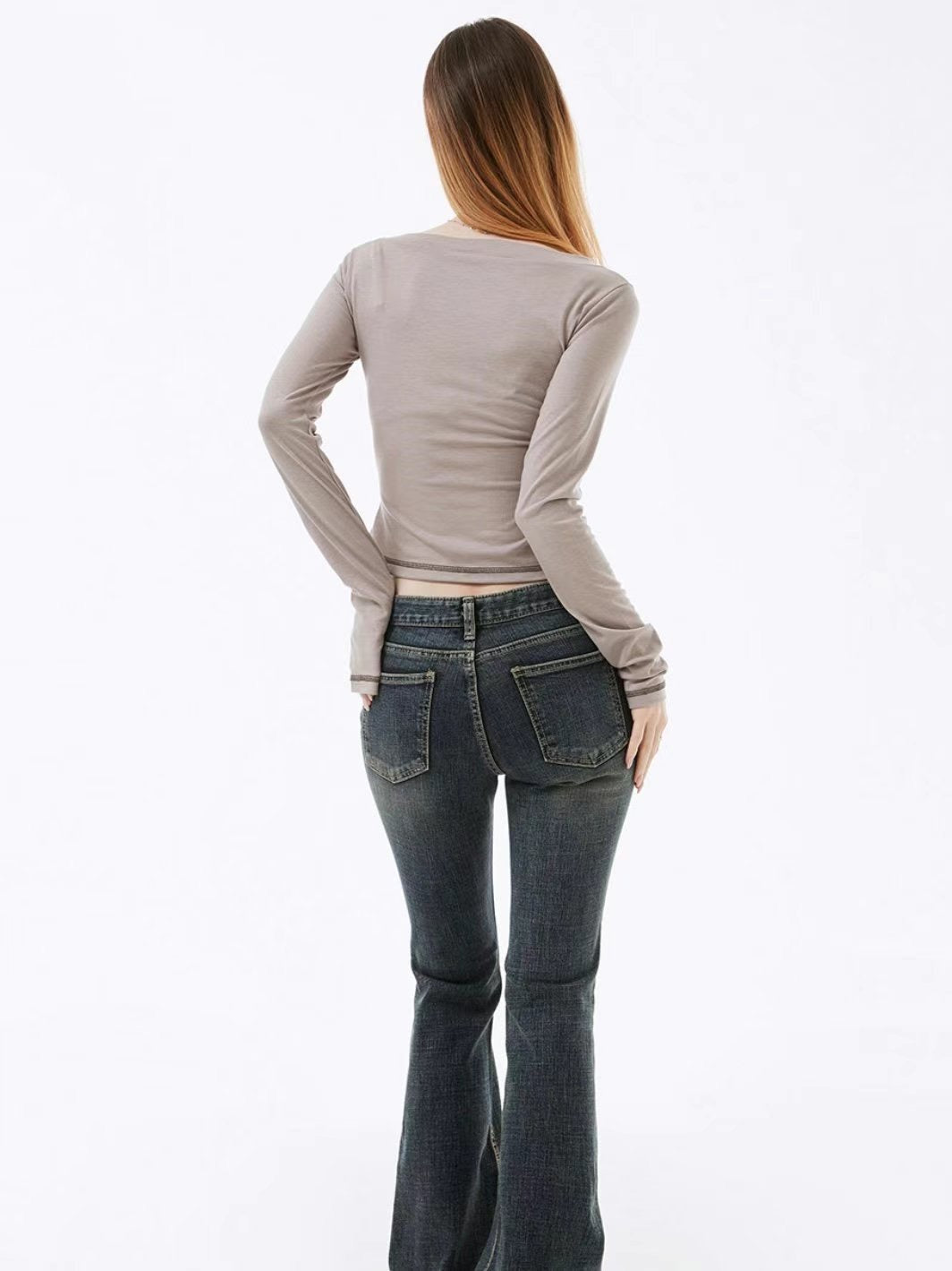 【吸睛小性感V領Top✨】Sunna V-Neck Solid Top