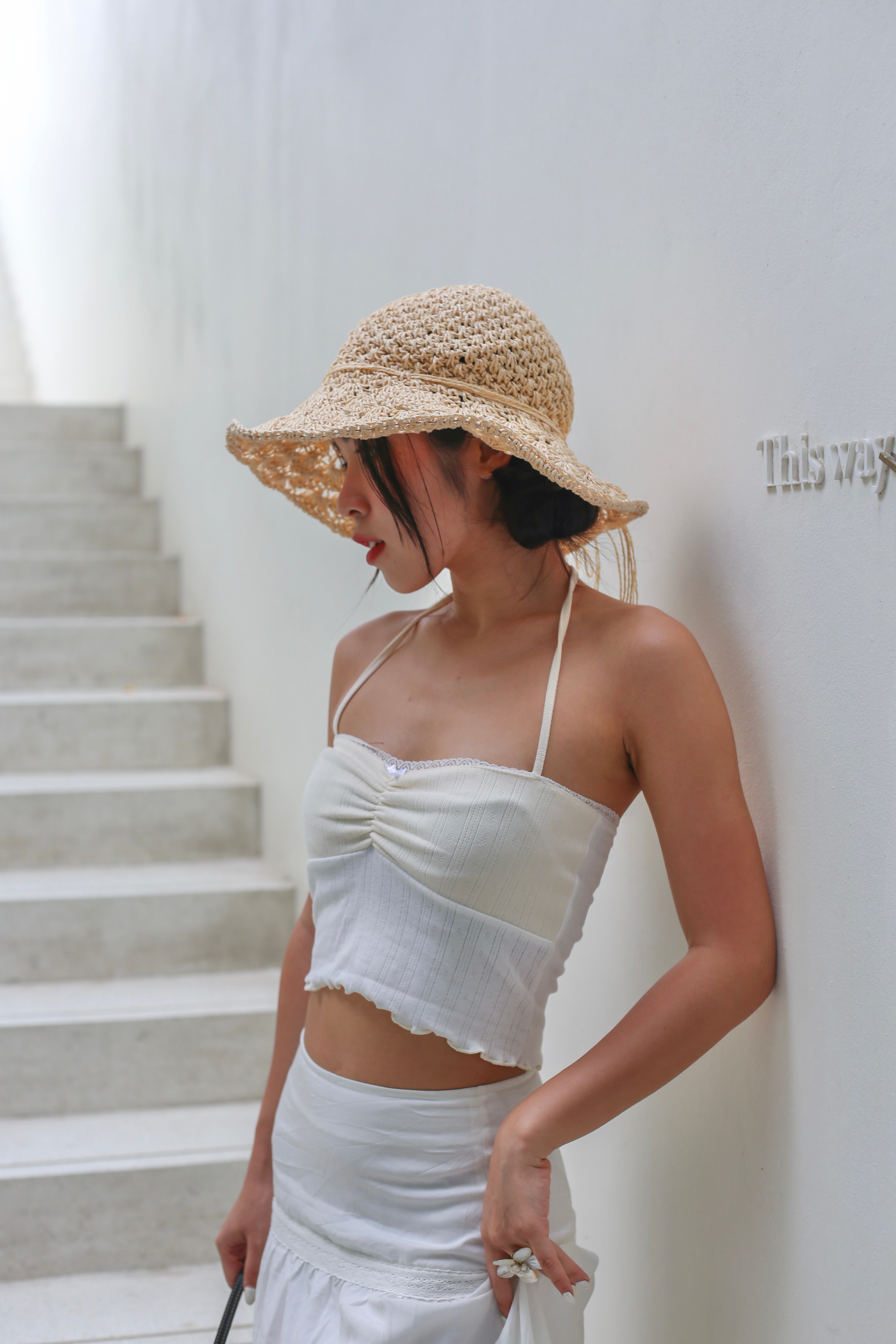 #T241【拼色Halter Top!!】Kylie Ruffle Halter Crop Top