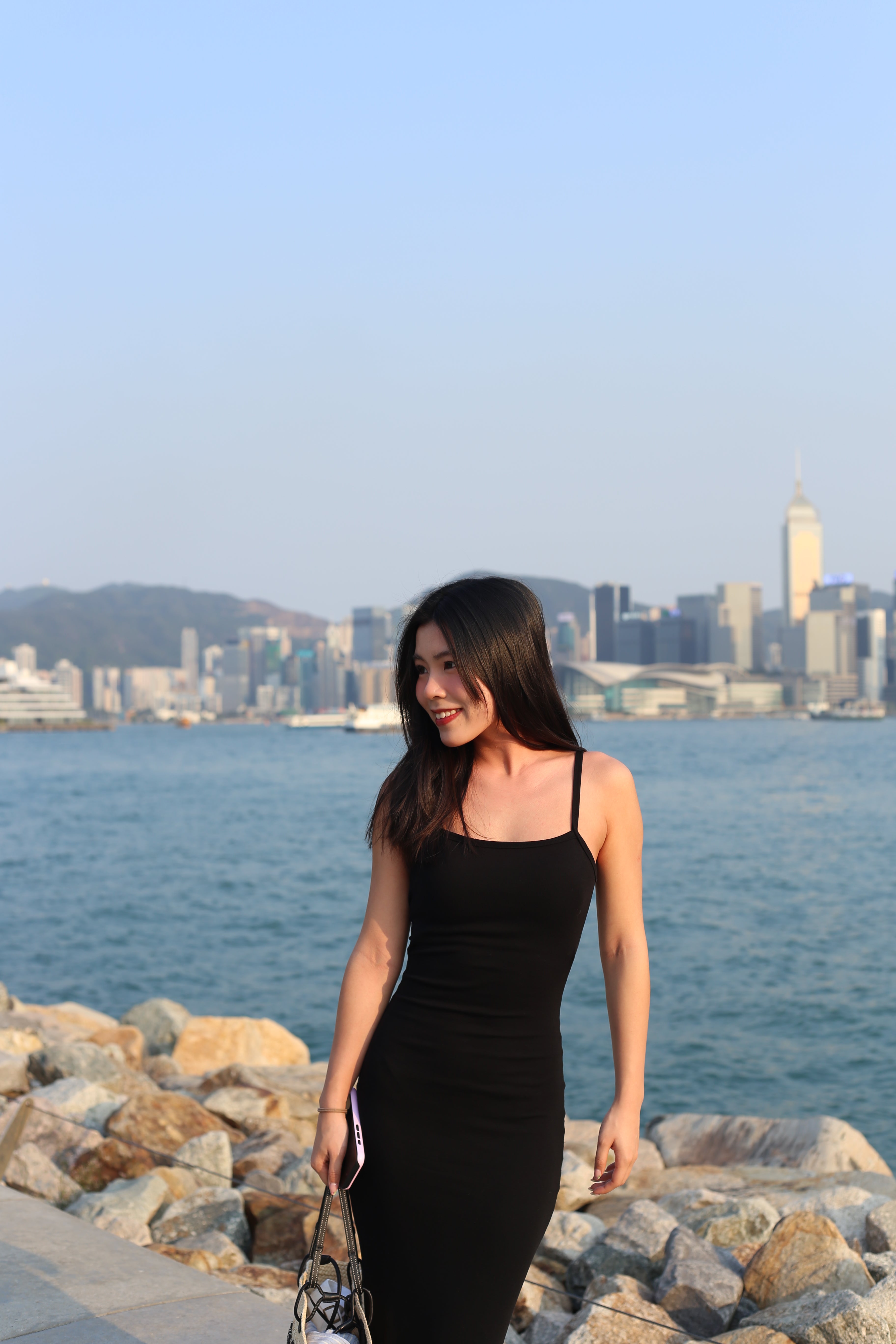 【✔️PAD｜大露背設計】Eloise Padded Backless Solid Rib Knit Dress