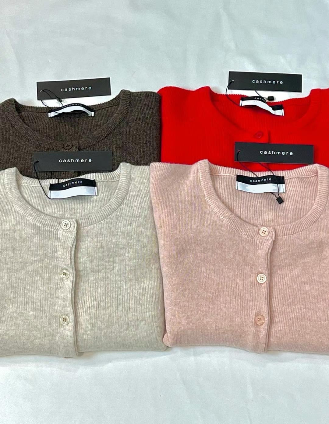 【圓領針織小外套🐰】Cashmere Basic Solid Round Neck Cardigan