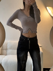 【吸睛小性感V領Top✨】Sunna V-Neck Solid Top