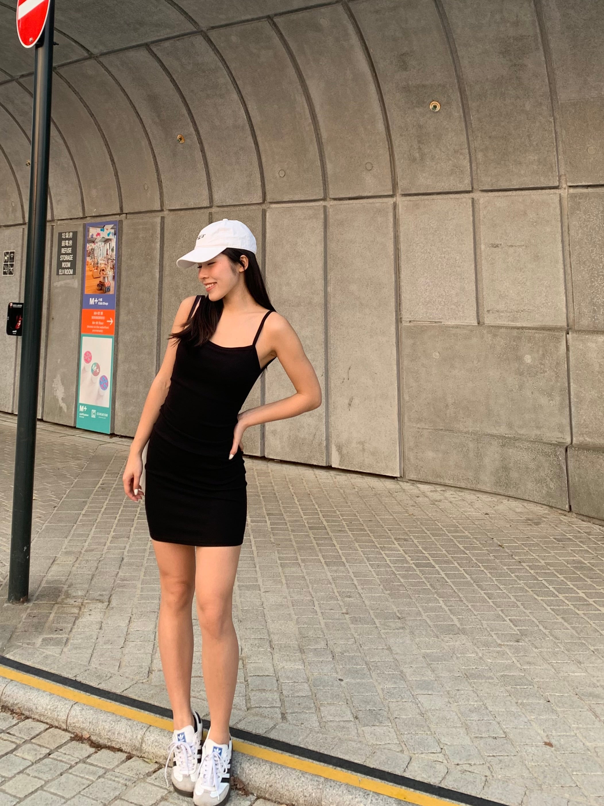 【✔️PAD｜大露背設計】Eloise Padded Backless Solid Rib Knit Mini Dress