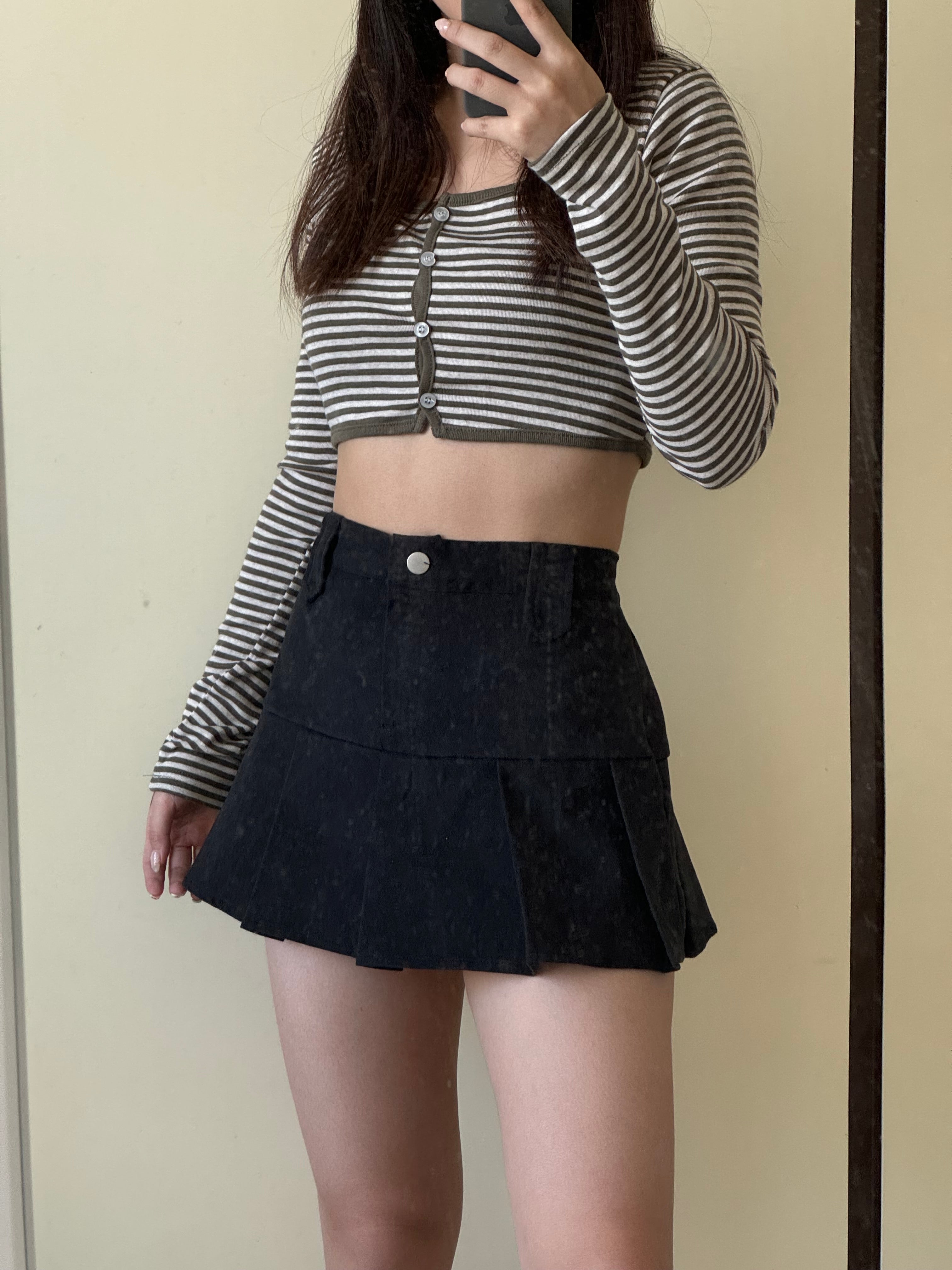 High Waist Solid Pleated Skirt