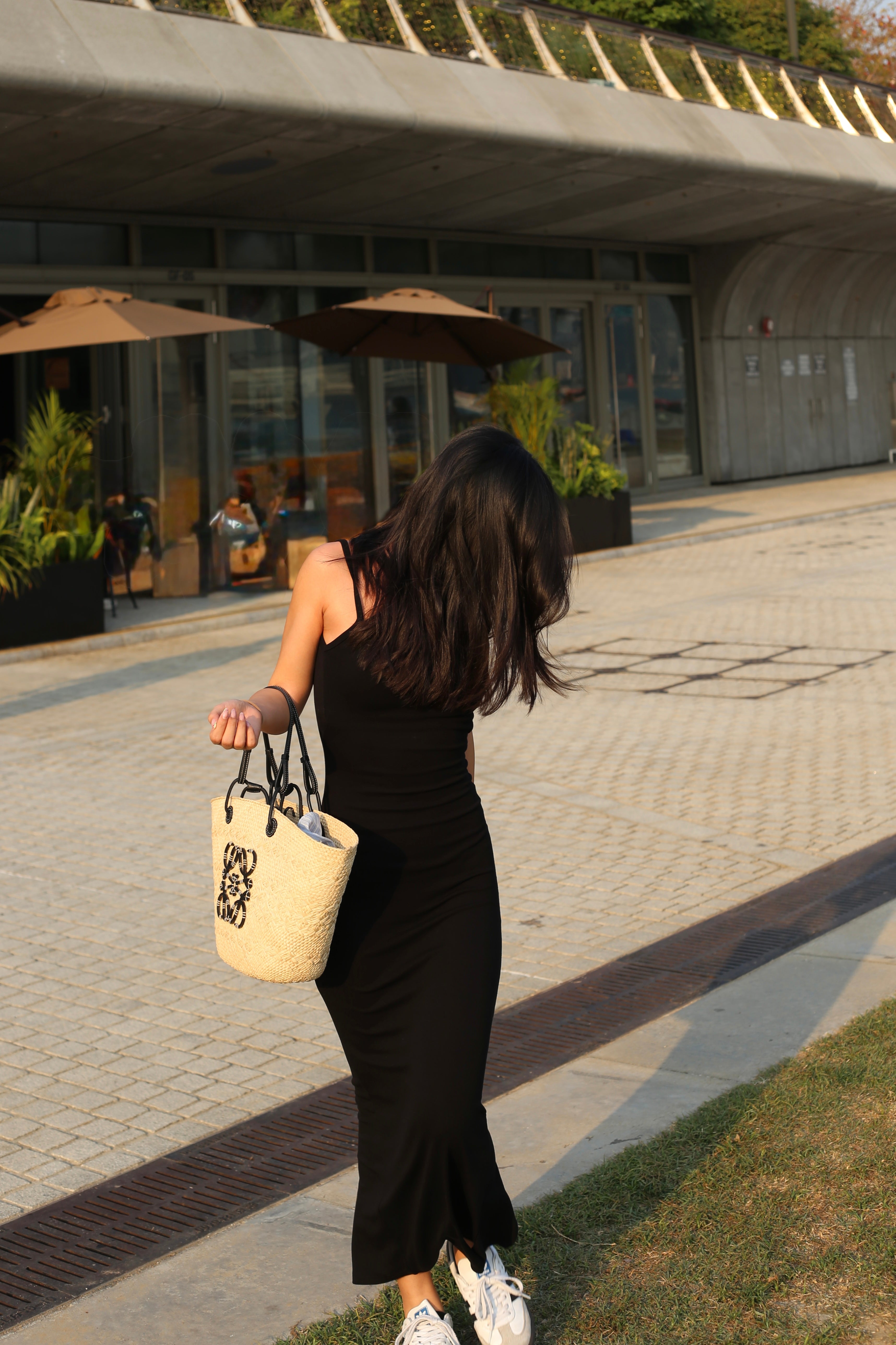 【✔️PAD｜大露背設計】Eloise Padded Backless Solid Rib Knit Dress
