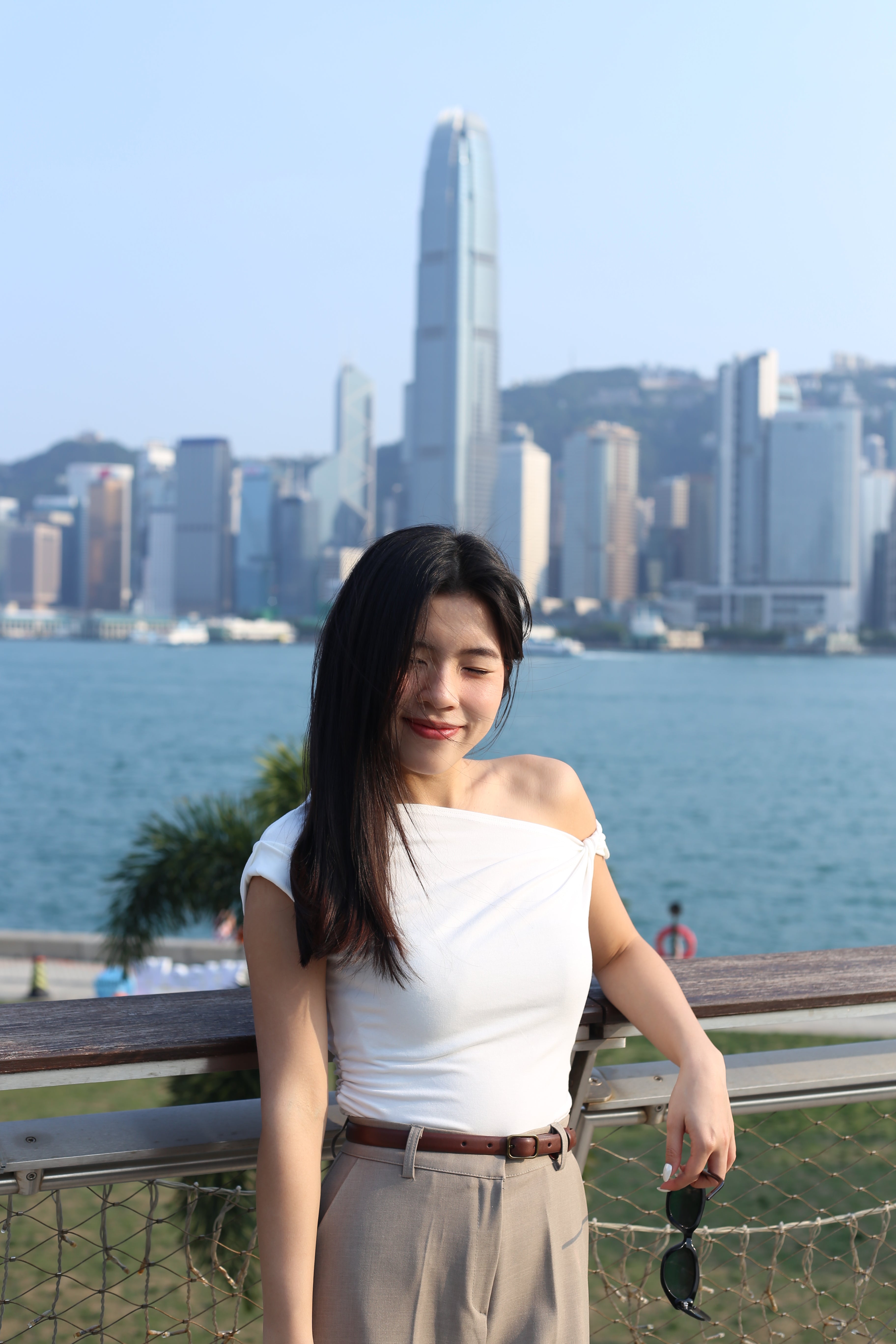 【大熱必入款式！】Basic Solid Twisted Shoulder Top