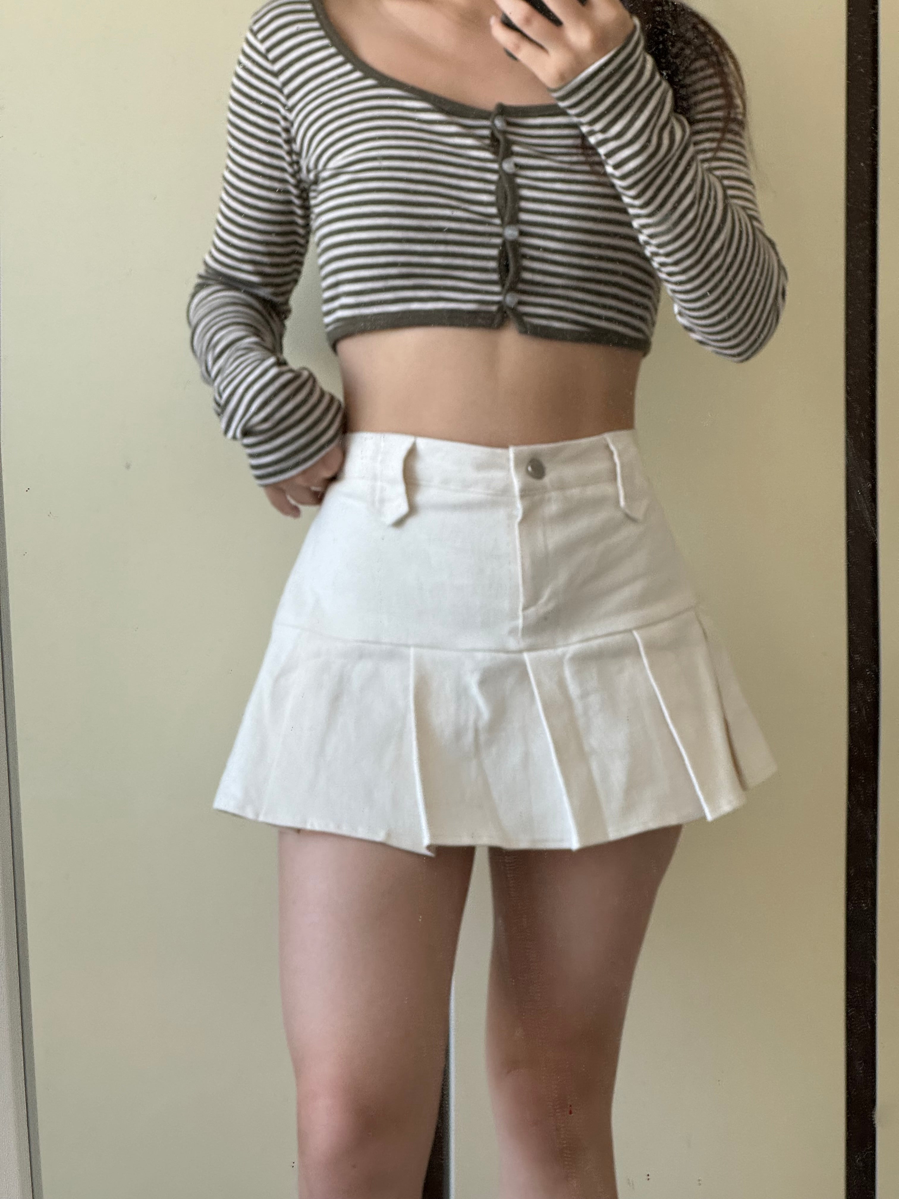 High Waist Solid Pleated Skirt