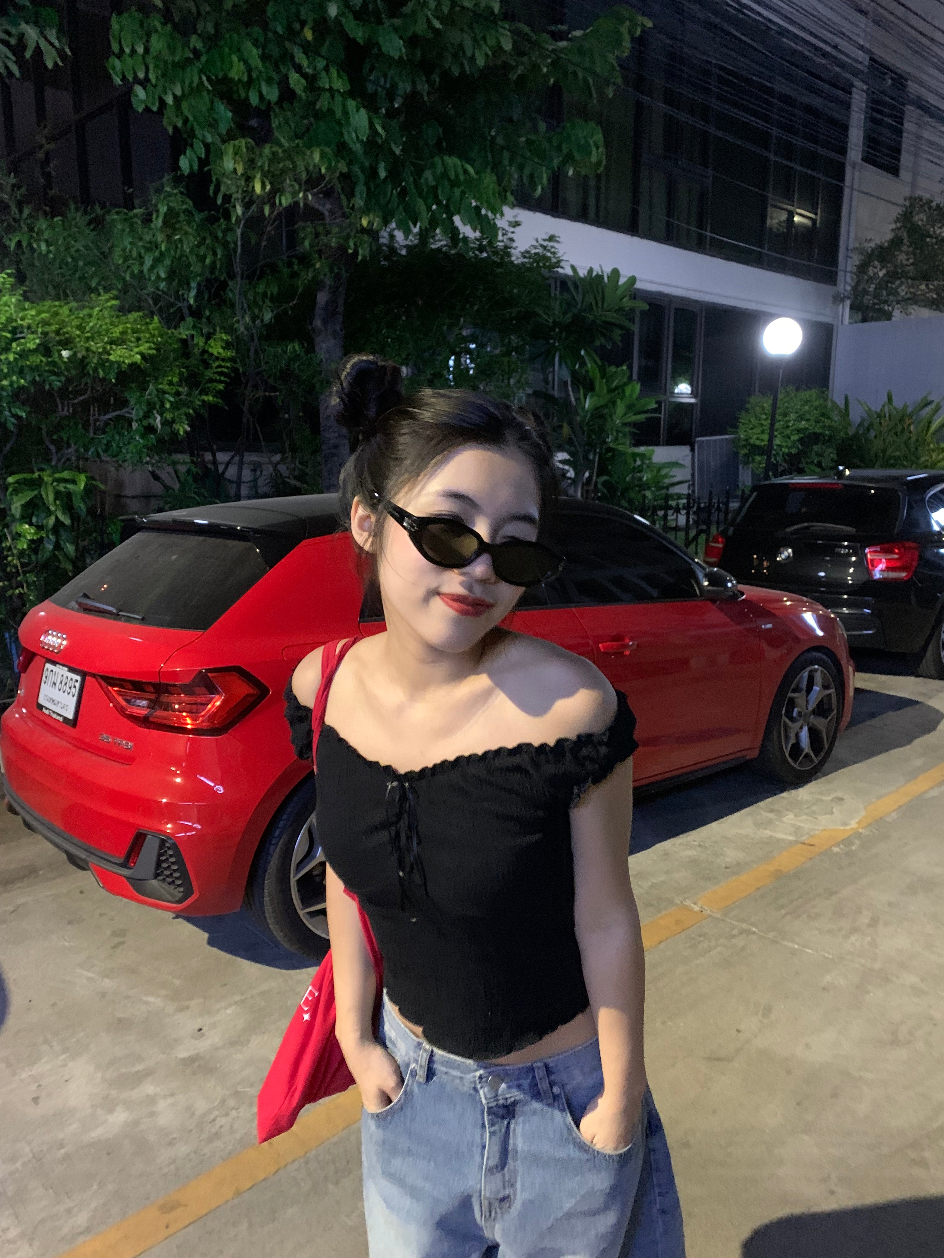 【皺皺質地超有質感！】Ruffle Ribbon Shoulder Top