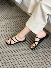 【黑白色超推薦🖤】Basic Solid Cross Slippers