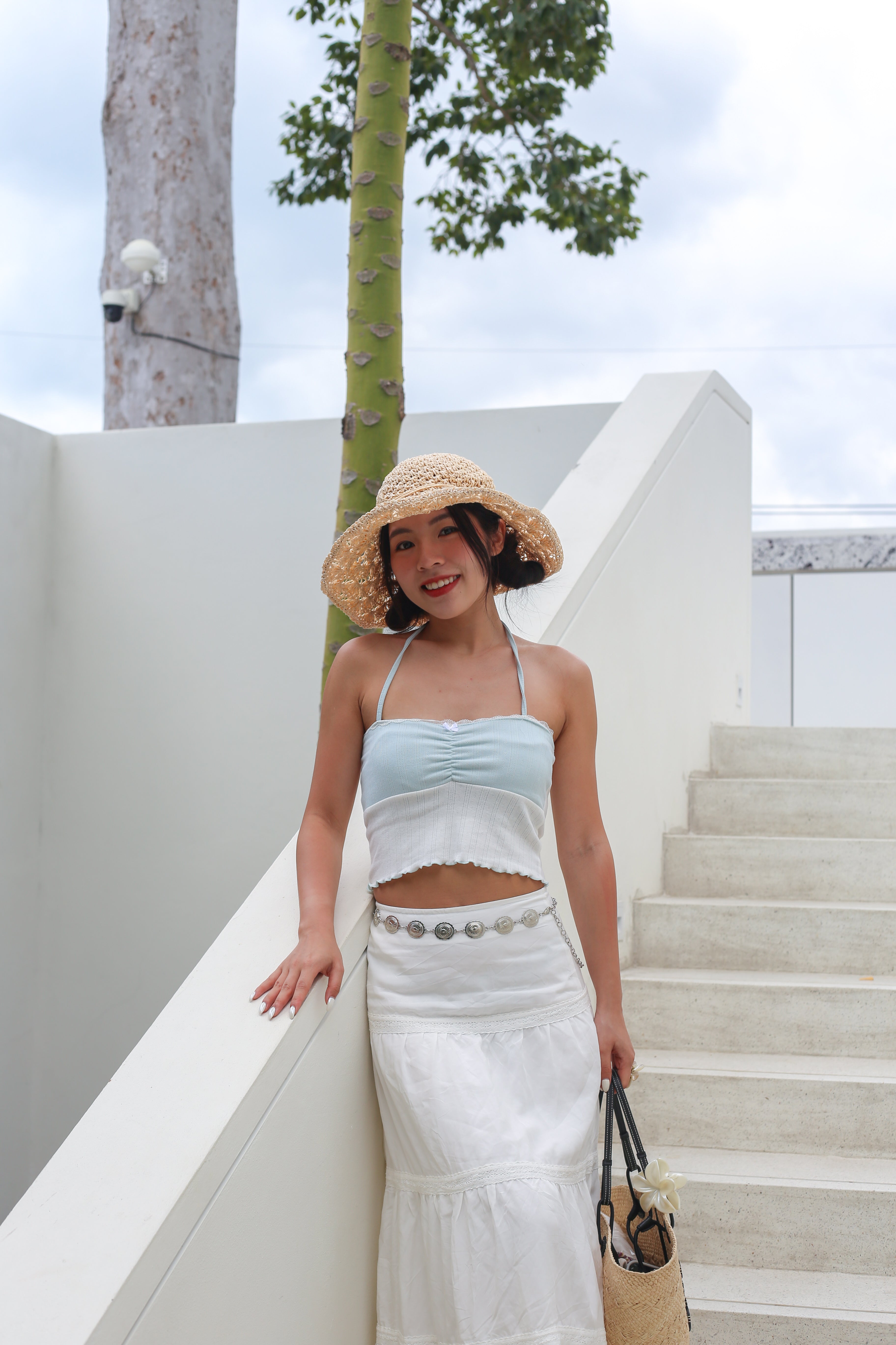 #T241【拼色Halter Top!!】Kylie Ruffle Halter Crop Top