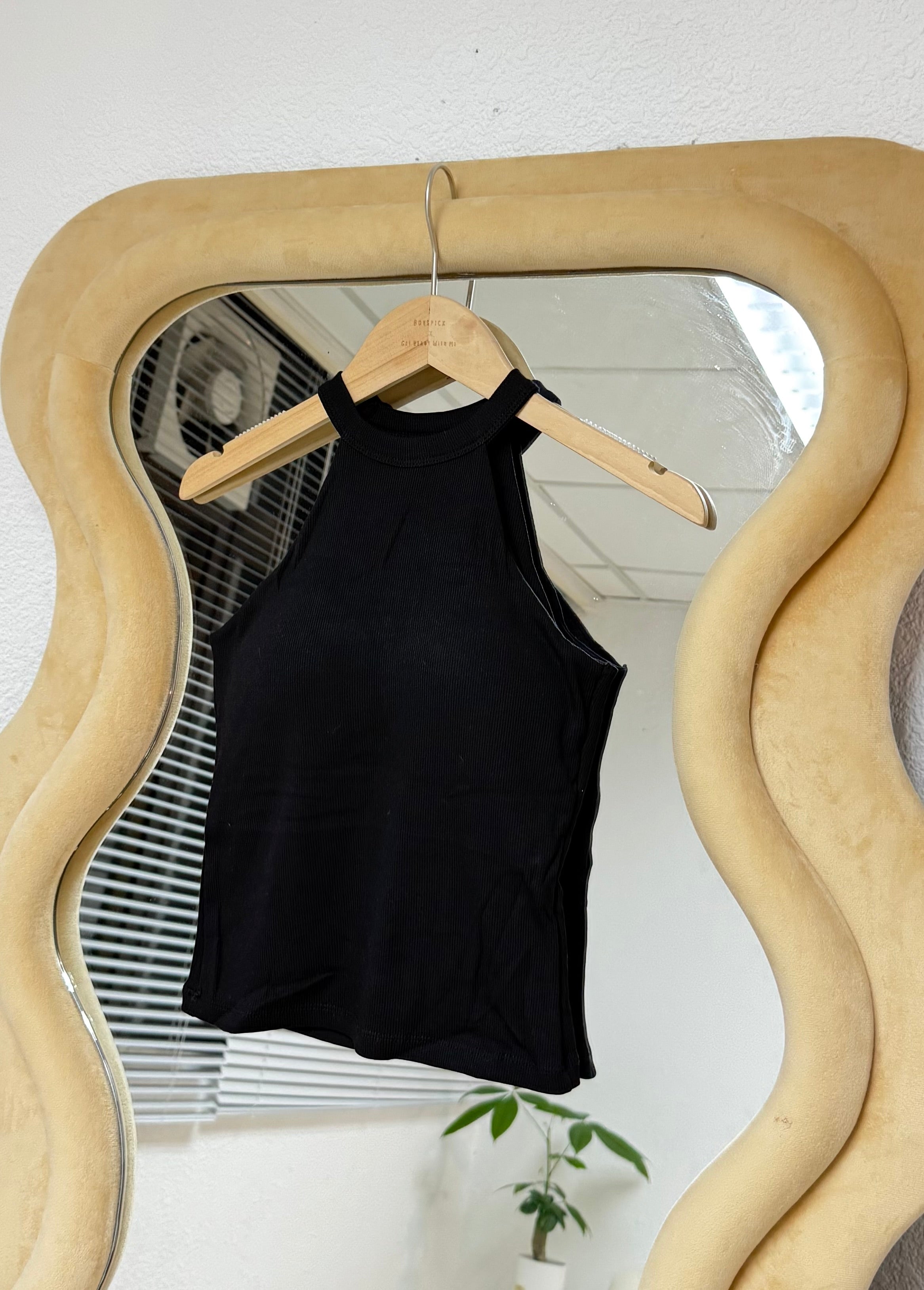 #T247 【✔️PAD｜入膊設計】 Basic Solid Crew Neck Padded Tank Top