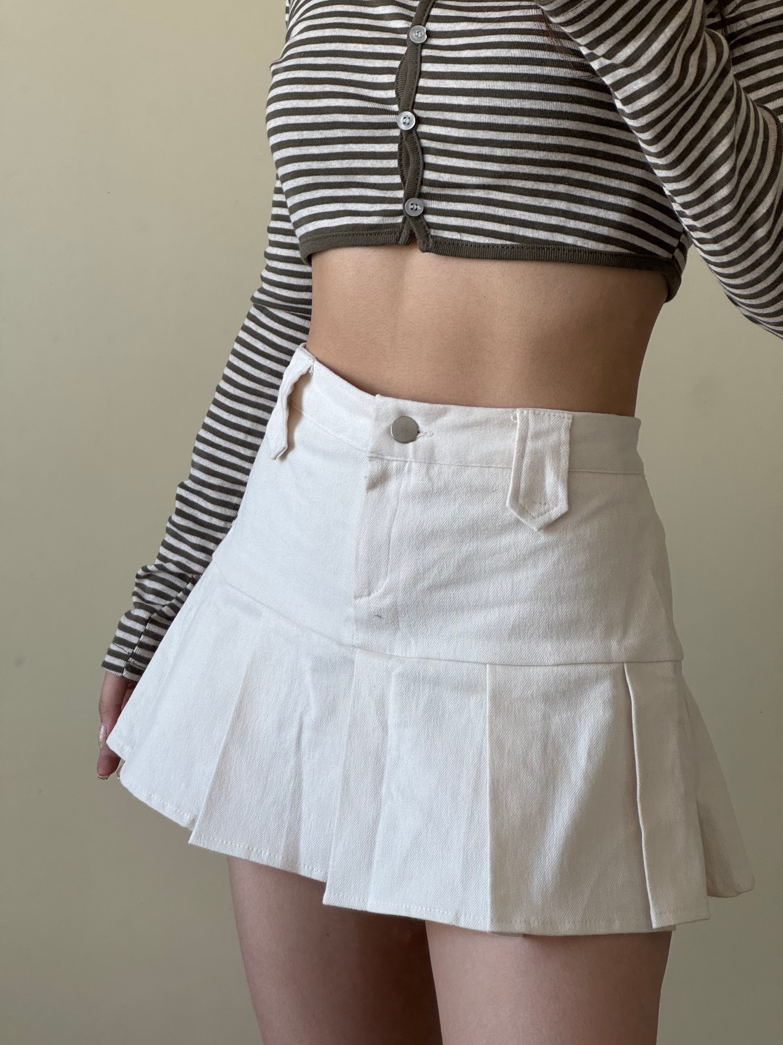 High Waist Solid Pleated Skirt