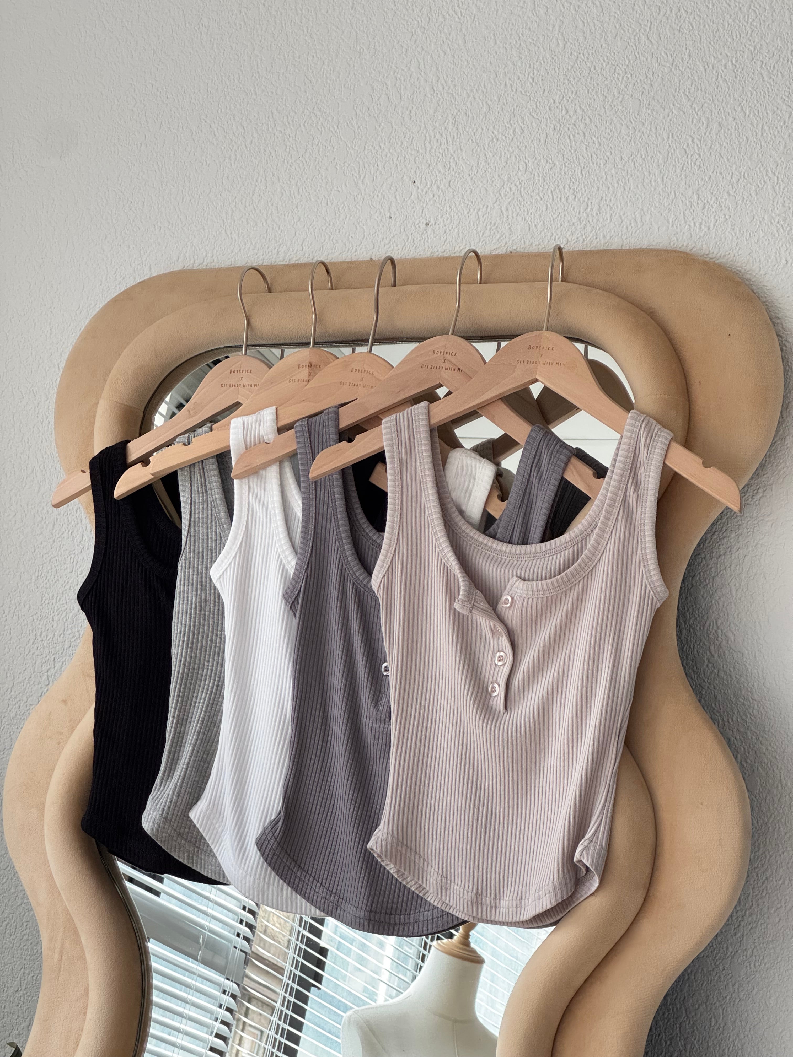 【衣櫃必備系列】Basic Solid Button Front Cami Top