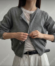 【圓領針織小外套🐰】Cashmere Basic Solid Round Neck Cardigan