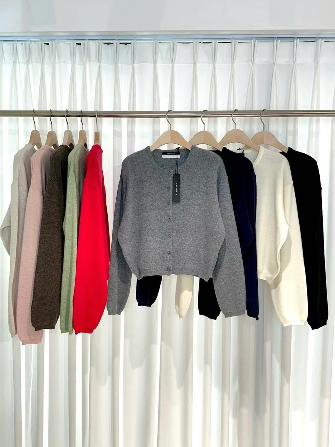【圓領針織小外套🐰】Cashmere Basic Solid Round Neck Cardigan