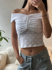 【韓系女生必備! Lace質感Max】Lil Ribbon Lace Off Shoulder Top