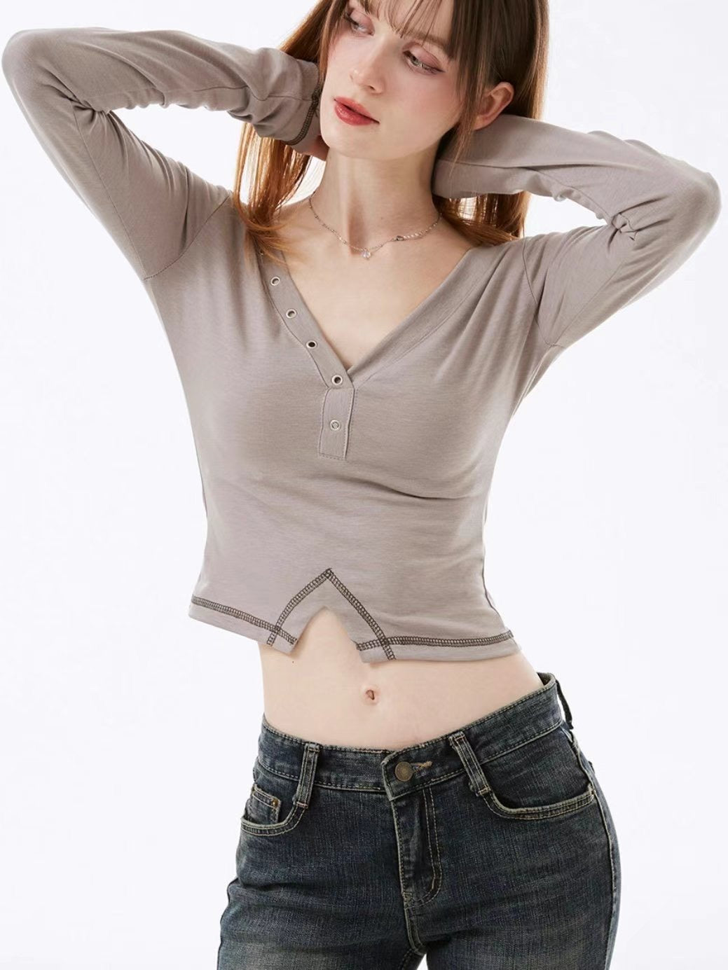 【吸睛小性感V領Top✨】Sunna V-Neck Solid Top