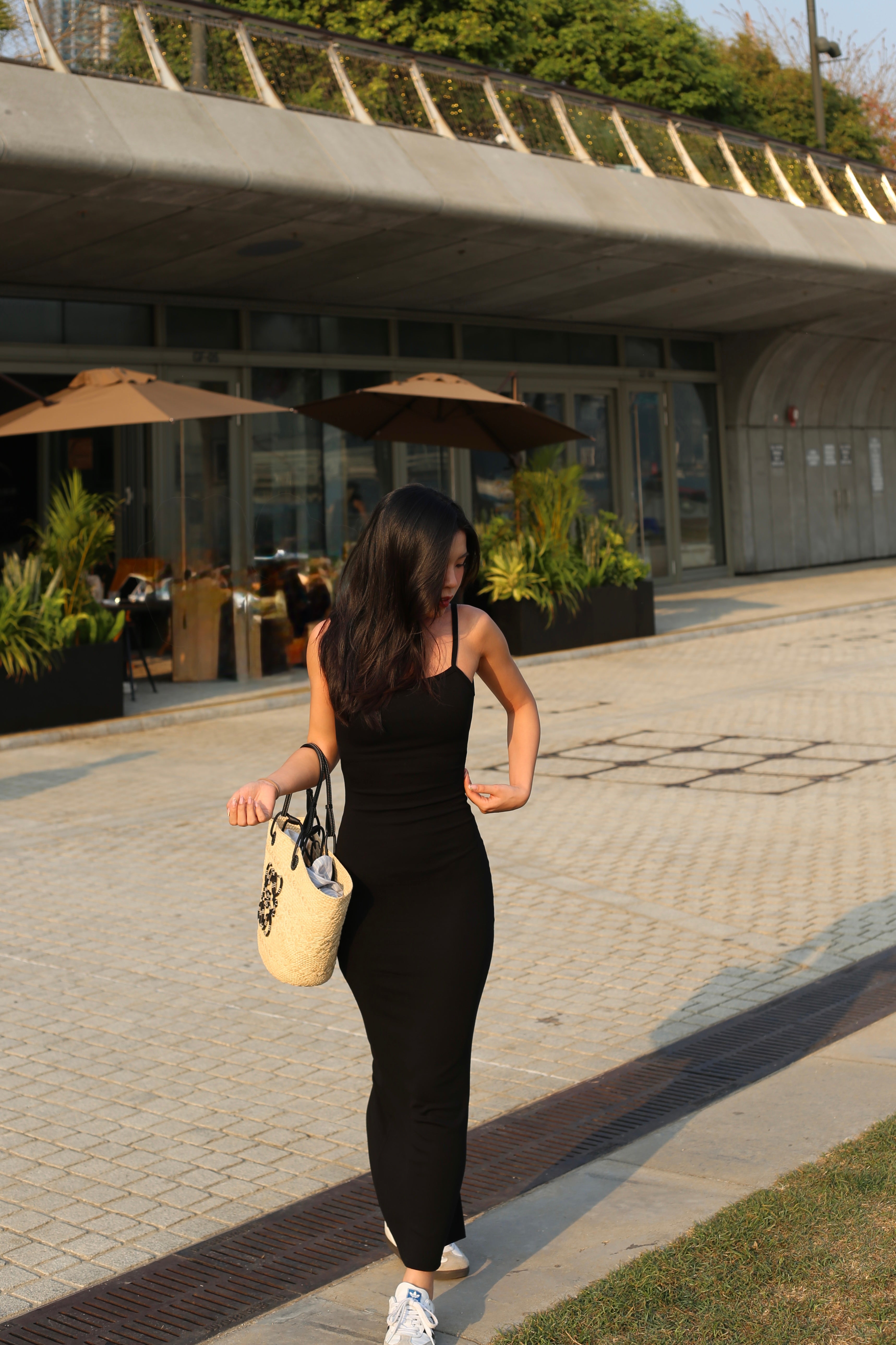 【✔️PAD｜大露背設計】Eloise Padded Backless Solid Rib Knit Dress