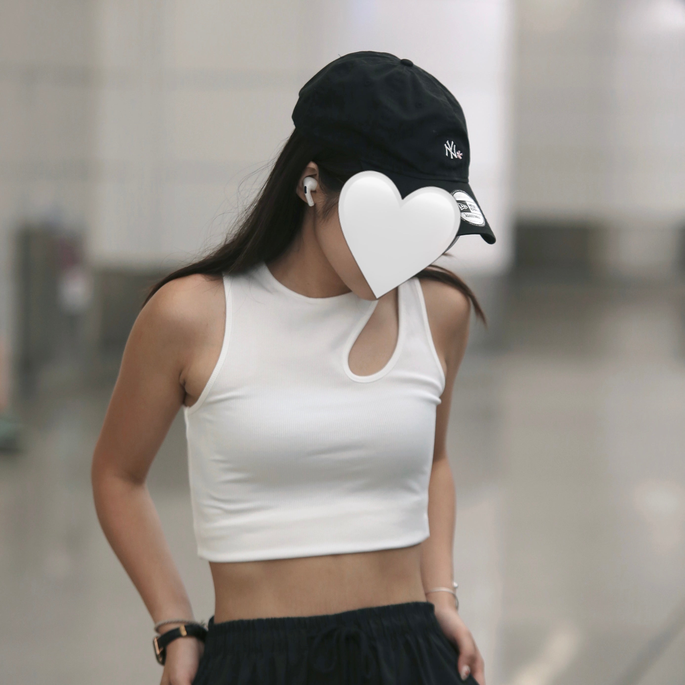 Cia Shoulder Cut Solid Tank Top