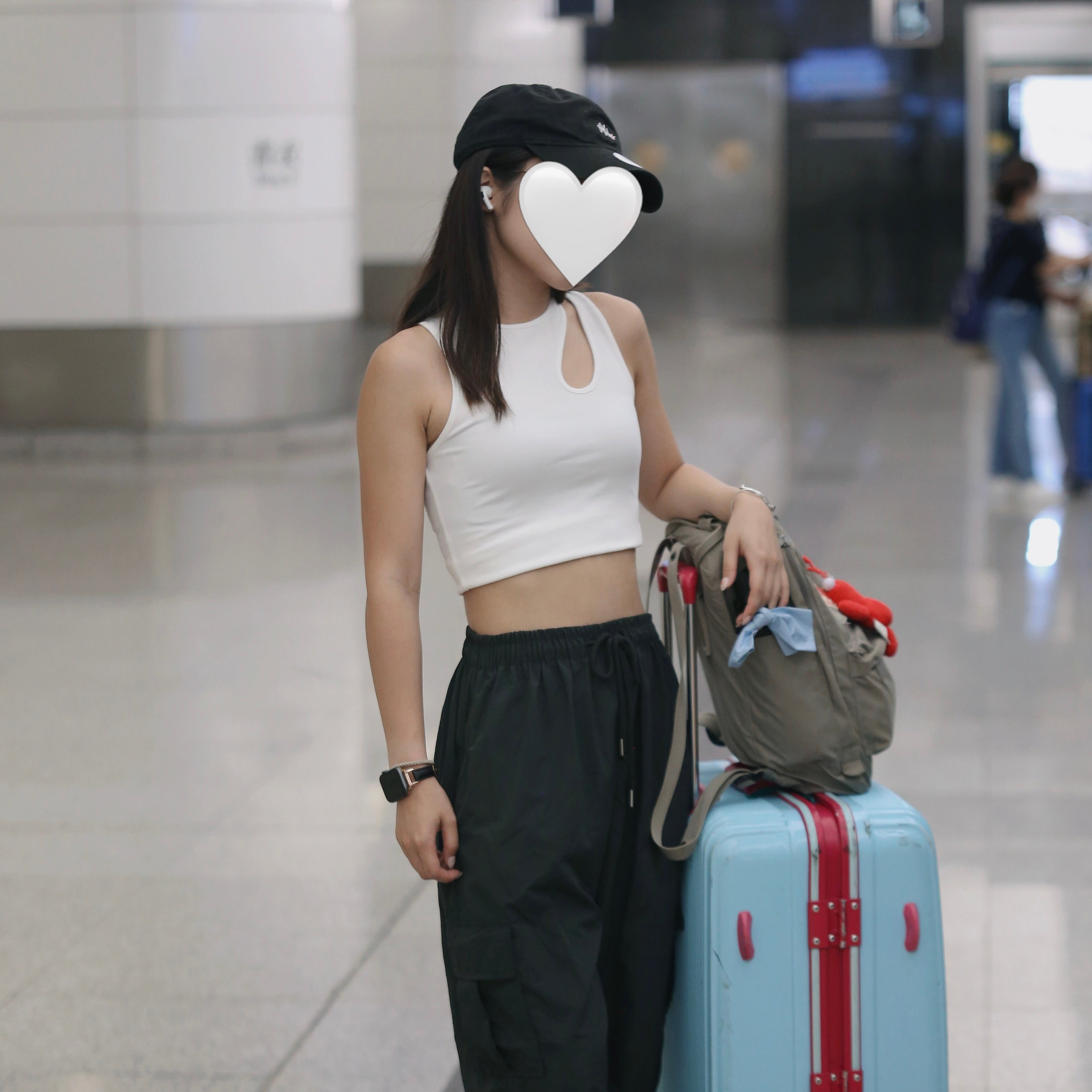 Cia Shoulder Cut Solid Tank Top