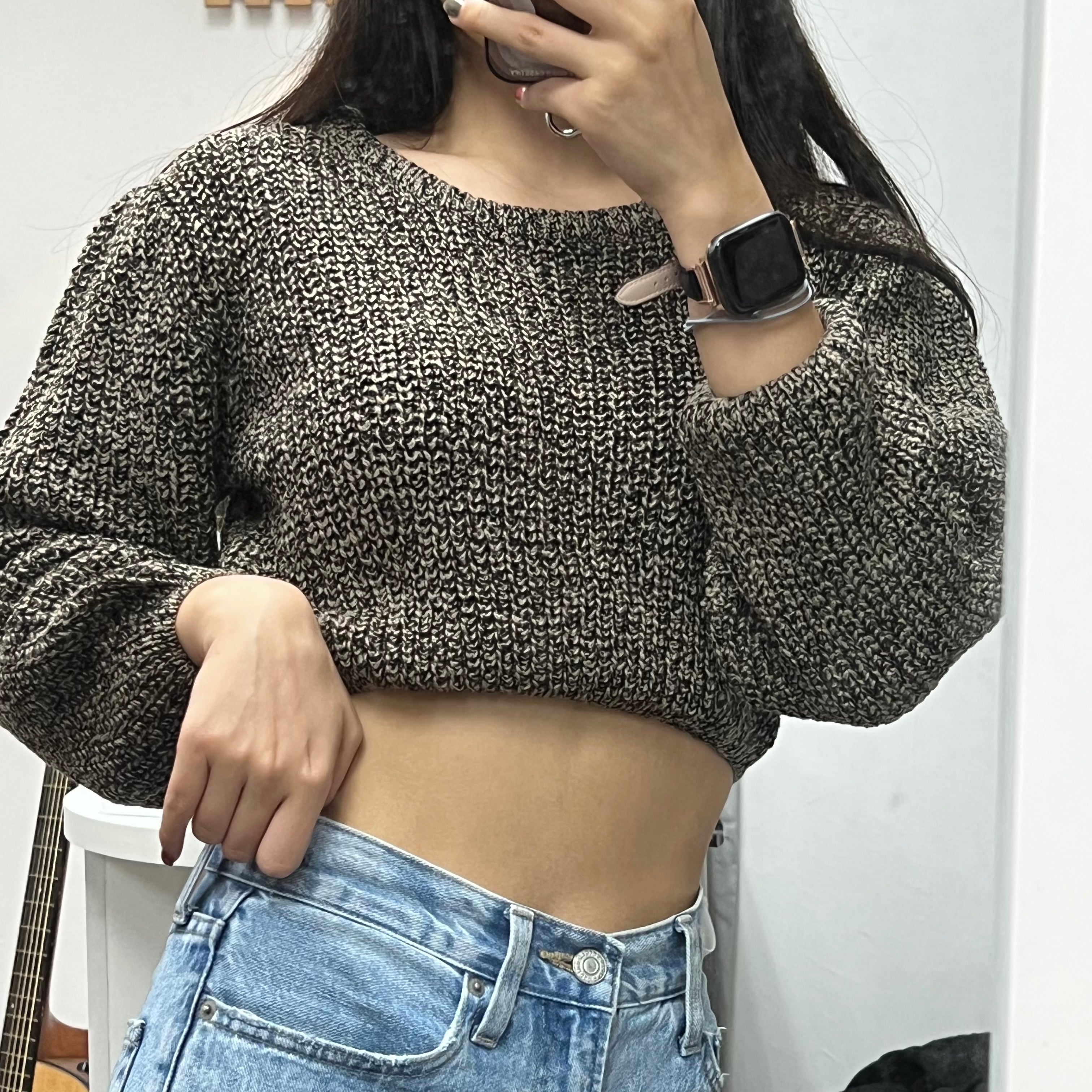#T008 - Unnie Crop Knitted Sweater