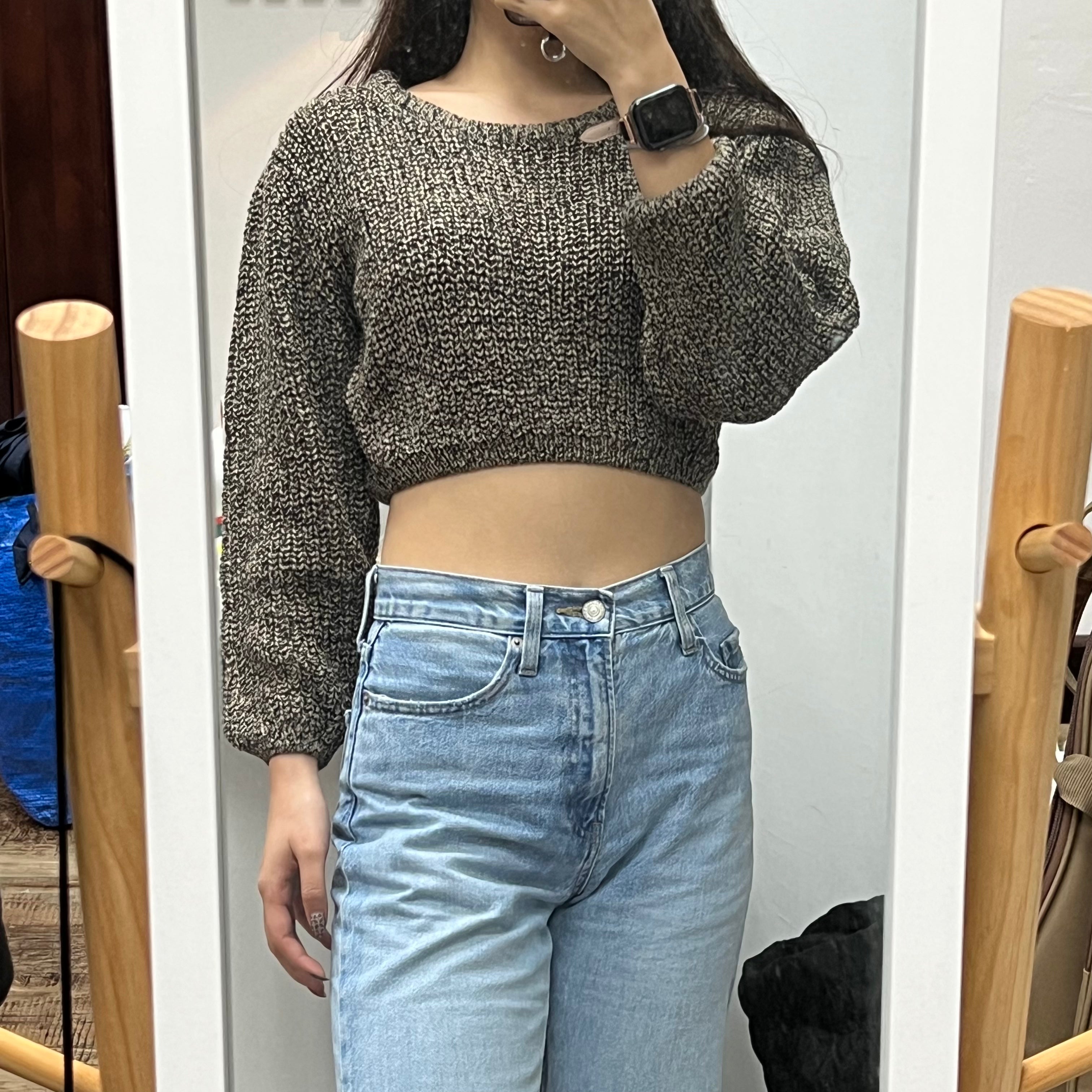 #T008 - Unnie Crop Knitted Sweater